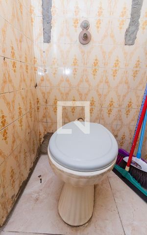 Casa à venda com 78m², 2 quartos e 1 vaga Casa à venda com 78m², 2 quartos e 1 vagaBanheiro 2