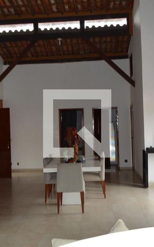Casa para alugar com 650m², 6 quartos e 6 vagasSegundo andar - Sala