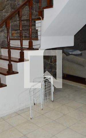Casa para alugar com 650m², 6 quartos e 6 vagasSala
