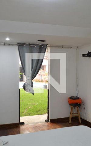 Casa para alugar com 650m², 6 quartos e 6 vagasSuíte 2