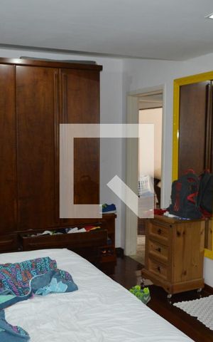 Casa para alugar com 650m², 6 quartos e 6 vagasSuíte 4