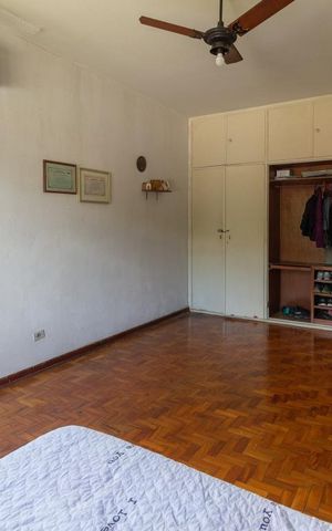 Casa à venda com 500m², 4 quartos e 4 vagas Casa à venda com 500m², 4 quartos e 4 vagasQuarto 3