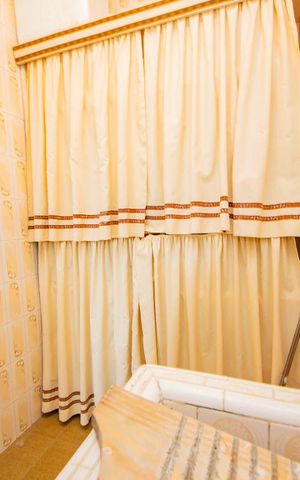 Apartamento à venda com 220m², 4 quartos e sem vaga Apartamento à venda com 220m², 4 quartos e sem vagaLavanderia