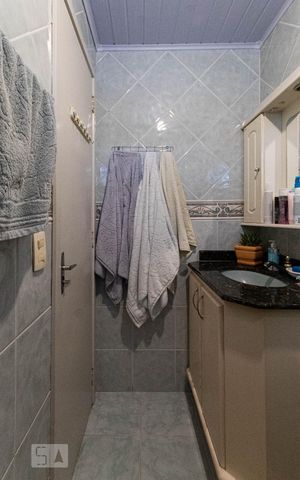 Apartamento à venda com 70m², 2 quartos e sem vaga Apartamento à venda com 70m², 2 quartos e sem vagaBanheiro