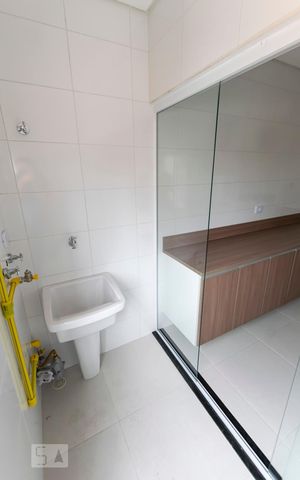Apartamento para alugar com 64m², 2 quartos e sem vagaÁrea de serviço