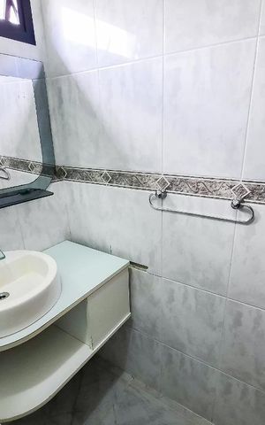Casa à venda com 228m², 3 quartos e 4 vagas Casa à venda com 228m², 3 quartos e 4 vagasBanheiro da Suíte 2
