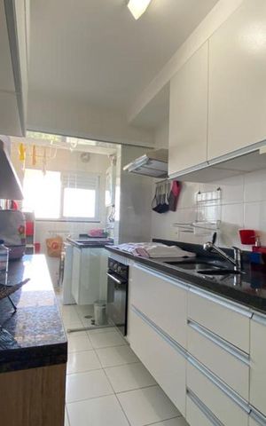 Apartamento à venda com 85m², 2 quartos e 2 vagas Apartamento à venda com 85m², 2 quartos e 2 vagasCozinha