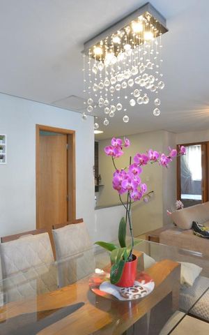 Casa à venda com 180m², 3 quartos e 2 vagasSala