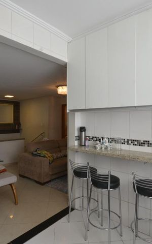 Casa à venda com 180m², 3 quartos e 2 vagasCozinha