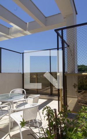Apartamento à venda com 368m², 4 quartos e 4 vagas Apartamento à venda com 368m², 4 quartos e 4 vagasCobertura