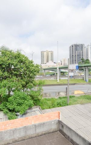 Casa à venda com 250m², 2 quartos e sem vaga Casa à venda com 250m², 2 quartos e sem vagaVista