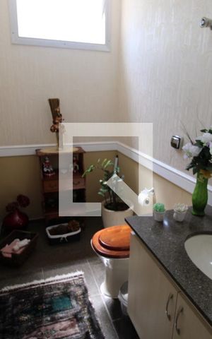 Apartamento à venda com 180m², 5 quartos e 3 vagasLavabo