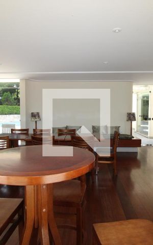 Apartamento à venda com 180m², 5 quartos e 3 vagasÁrea comum - Salão de festas