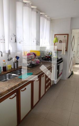 Apartamento à venda com 180m², 5 quartos e 3 vagasCozinha
