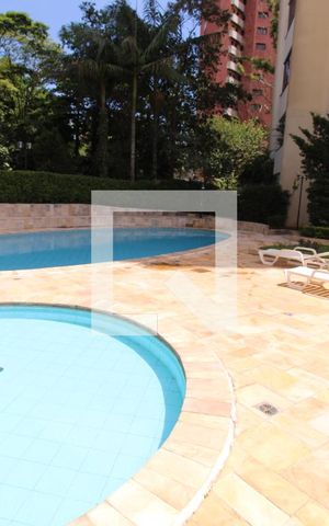 Apartamento à venda com 180m², 5 quartos e 3 vagasÁrea comum - Piscina