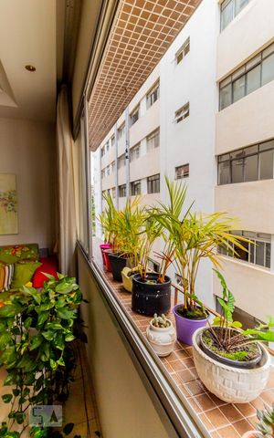 Apartamento à venda com 130m², 3 quartos e 2 vagasSala - Janela