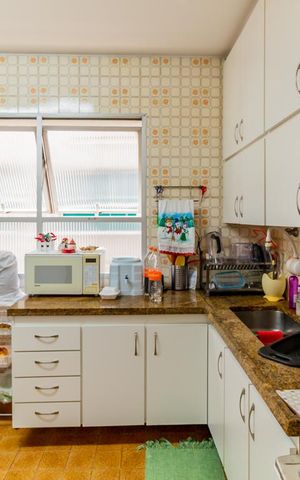 Apartamento à venda com 130m², 3 quartos e 2 vagasCozinha