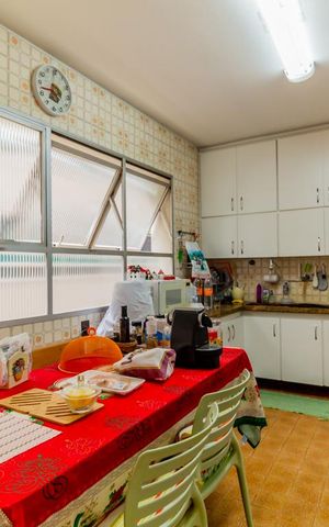 Apartamento à venda com 130m², 3 quartos e 2 vagasCozinha