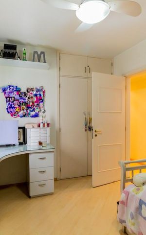 Apartamento à venda com 130m², 3 quartos e 2 vagasQuarto 2