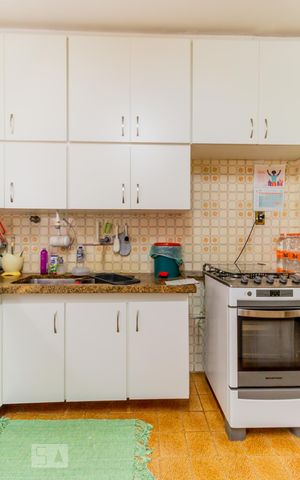 Apartamento à venda com 130m², 3 quartos e 2 vagasCozinha