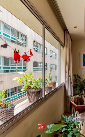 Apartamento à venda com 130m², 3 quartos e 2 vagasSala - Janela