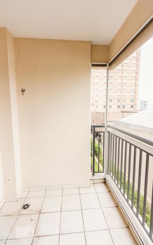 Apartamento para alugar com 58m², 2 quartos e 1 vaga Apartamento para alugar com 58m², 2 quartos e 1 vagaVaranda