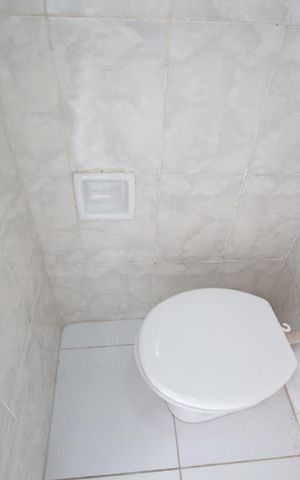 Apartamento à venda com 86m², 2 quartos e 1 vaga Apartamento à venda com 86m², 2 quartos e 1 vagaBanheiro de Serviço