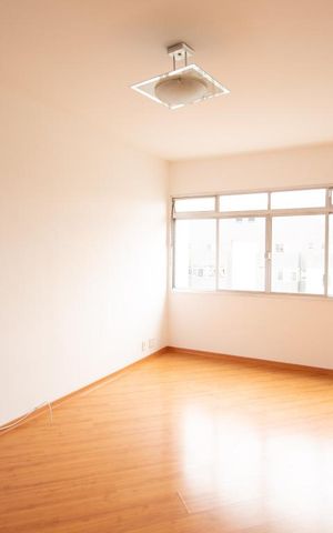 Apartamento à venda com 86m², 2 quartos e 1 vaga Apartamento à venda com 86m², 2 quartos e 1 vagaSala