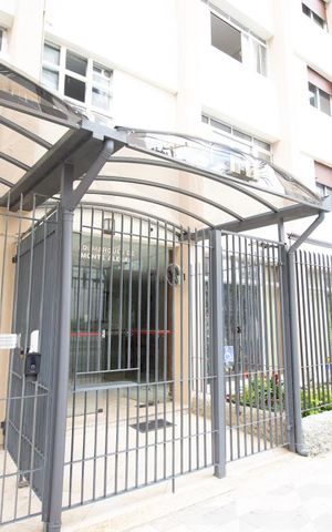 Apartamento à venda com 86m², 2 quartos e 1 vaga Apartamento à venda com 86m², 2 quartos e 1 vagaFachada