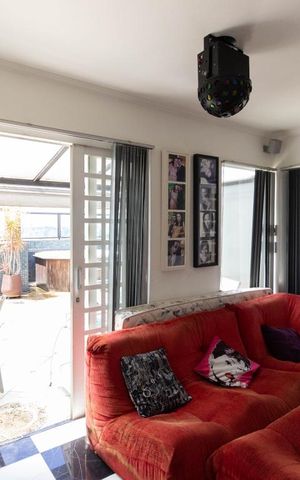 Apartamento à venda com 176m², 3 quartos e 2 vagas Apartamento à venda com 176m², 3 quartos e 2 vagasSala