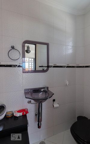 Apartamento à venda com 176m², 3 quartos e 2 vagas Apartamento à venda com 176m², 3 quartos e 2 vagasBanheiro