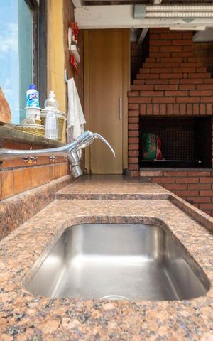 Apartamento à venda com 176m², 3 quartos e 2 vagas Apartamento à venda com 176m², 3 quartos e 2 vagasChurrasqueira