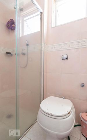 Apartamento à venda com 176m², 3 quartos e 2 vagas Apartamento à venda com 176m², 3 quartos e 2 vagasBanheiro