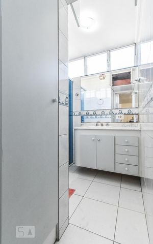 Apartamento para alugar com 70m², 2 quartos e sem vaga Apartamento para alugar com 70m², 2 quartos e sem vagaBanheiro