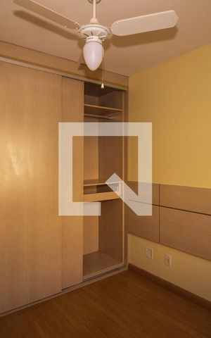 Apartamento à venda com 80m², 3 quartos e 1 vaga Apartamento à venda com 80m², 3 quartos e 1 vagaSuíte