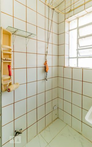 Apartamento à venda com 48m², 2 quartos e sem vagaBanheiro