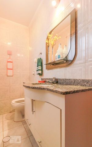 Casa de condomínio para alugar com 200m², 3 quartos e 5 vagas Casa de condomínio para alugar com 200m², 3 quartos e 5 vagasLavabo
