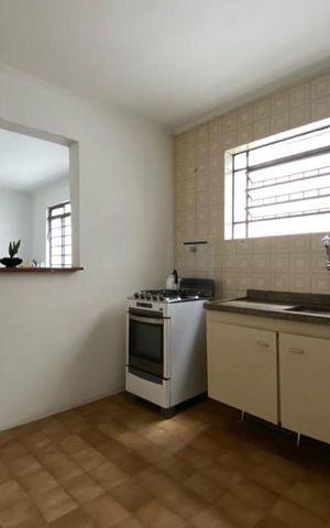 Casa à venda com 150m², 3 quartos e 2 vagas Casa à venda com 150m², 3 quartos e 2 vagasCozinha