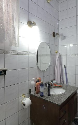 Casa à venda com 150m², 3 quartos e 3 vagasBanheiro Social