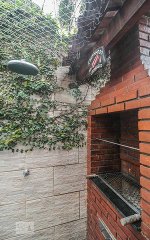 Casa de condomínio para alugar com 90m², 2 quartos e 1 vaga Casa de condomínio para alugar com 90m², 2 quartos e 1 vagaEspaço Gourmet - Ducha