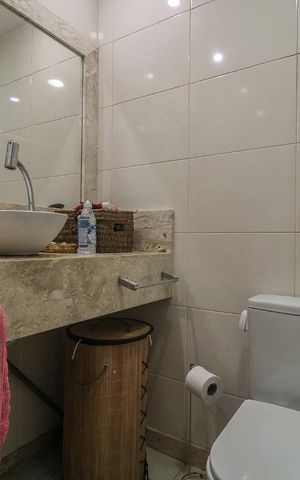 Casa de condomínio para alugar com 90m², 2 quartos e 1 vaga Casa de condomínio para alugar com 90m², 2 quartos e 1 vagaBanheiro Social