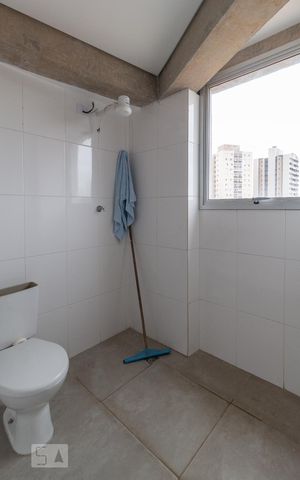 Studio para alugar com 20m², 1 quarto e sem vaga Studio para alugar com 20m², 1 quarto e sem vagaBanheiro
