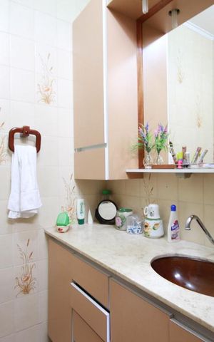 Casa à venda com 110m², 2 quartos e 2 vagasBanheiro
