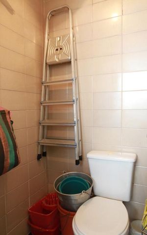 Casa à venda com 110m², 2 quartos e 2 vagasBanheiro de serviço