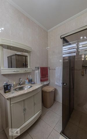 Casa para alugar com 400m², 4 quartos e 4 vagas Casa para alugar com 400m², 4 quartos e 4 vagasBanheiro Suite 1
