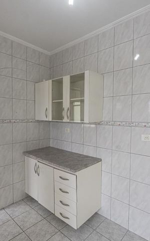 Casa para alugar com 400m², 4 quartos e 4 vagas Casa para alugar com 400m², 4 quartos e 4 vagasCozinha de serviço