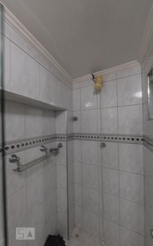Casa para alugar com 400m², 4 quartos e 4 vagas Casa para alugar com 400m², 4 quartos e 4 vagasBanheiro Suite 2