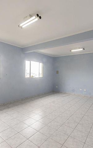 Casa para alugar com 400m², 4 quartos e 4 vagas Casa para alugar com 400m², 4 quartos e 4 vagasSuite extra
