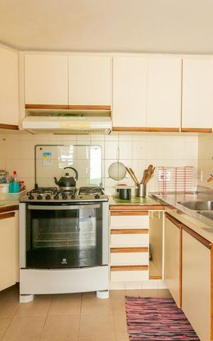 Casa à venda com 280m², 3 quartos e 6 vagas Casa à venda com 280m², 3 quartos e 6 vagasCozinha