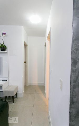 Apartamento à venda com 60m², 3 quartos e 1 vagaCorredor